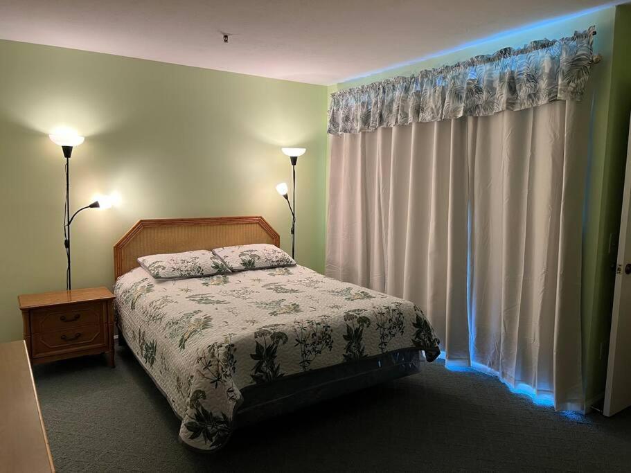 Lovely 2-Bedroom Condo With Pool 미를 비치 외부 사진